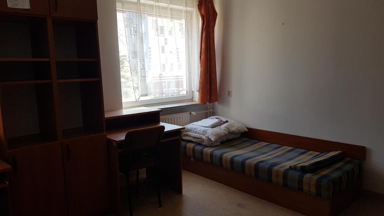 Dom Studencki Nr 11 Gdansk Brzezno Ostello Esterno foto
