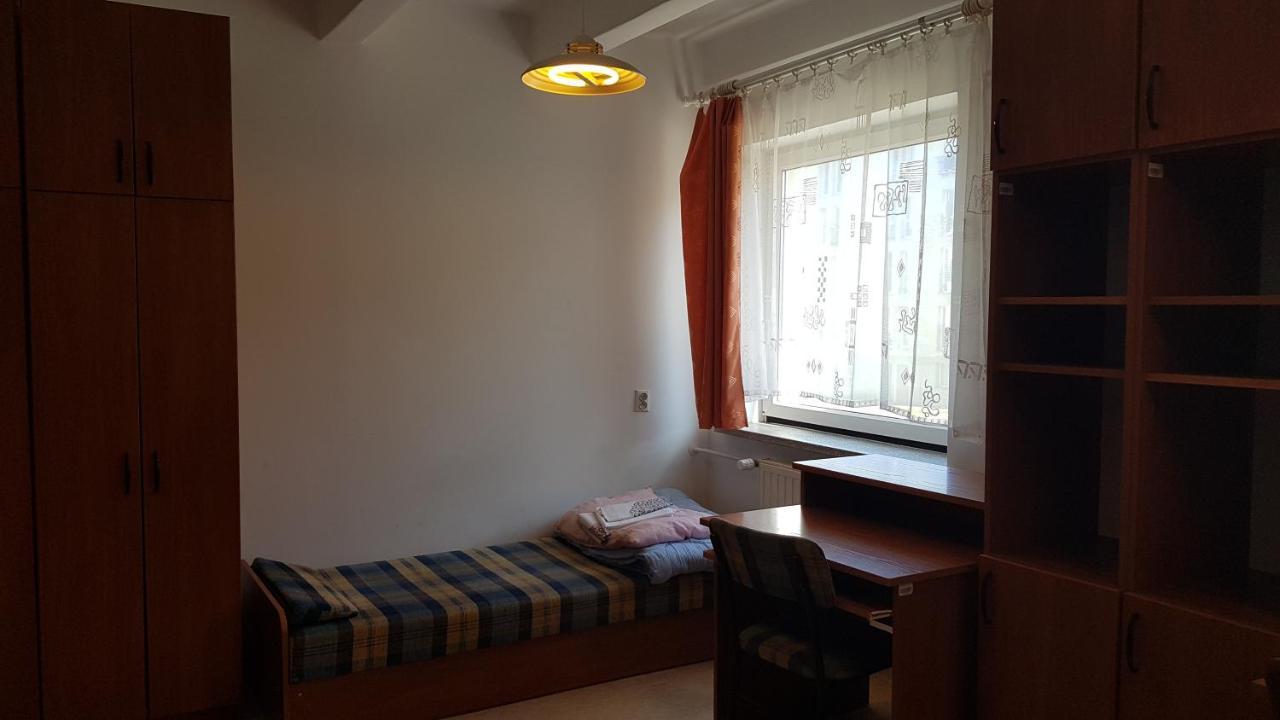 Dom Studencki Nr 11 Gdansk Brzezno Ostello Esterno foto