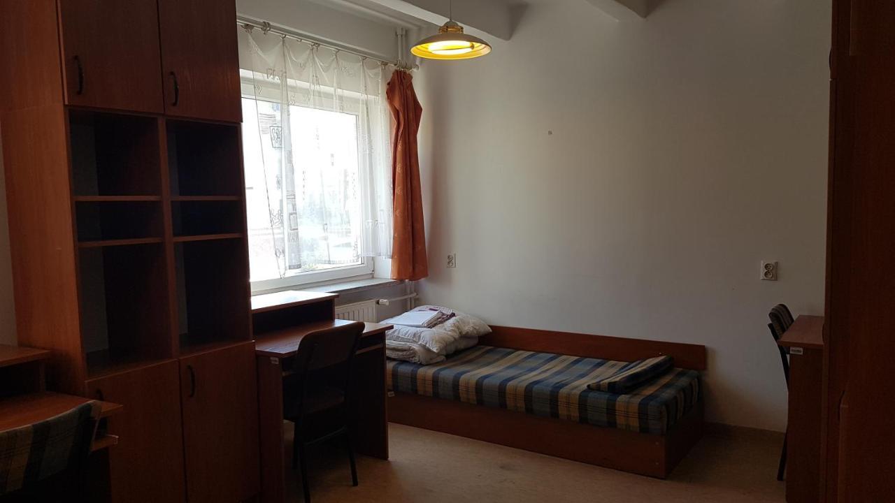 Dom Studencki Nr 11 Gdansk Brzezno Ostello Esterno foto